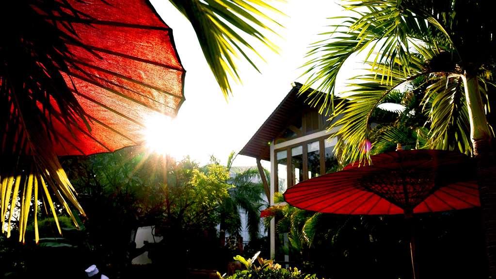 The Hotel By The Red Canal Mandalay Esterno foto