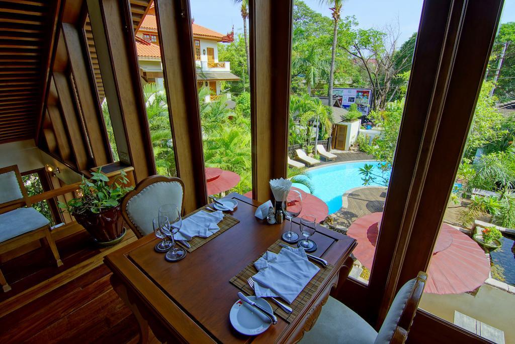 The Hotel By The Red Canal Mandalay Esterno foto