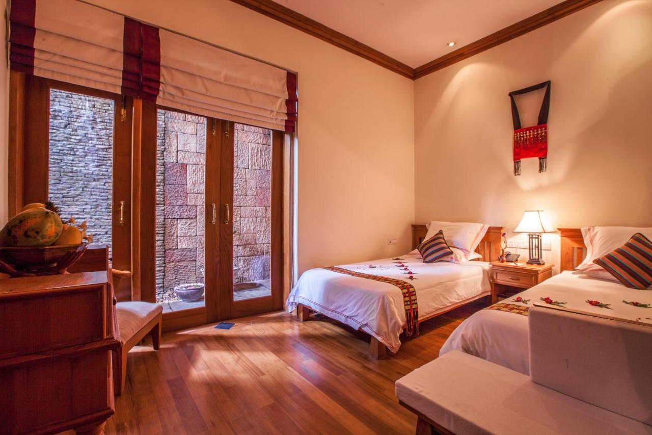 The Hotel By The Red Canal Mandalay Esterno foto